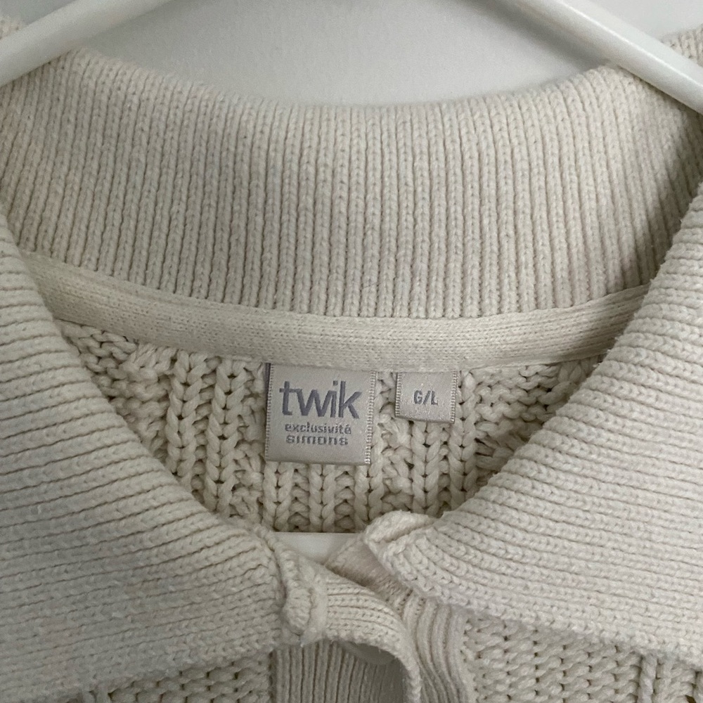 Cable Knit Sweater - Picture 3 of 3